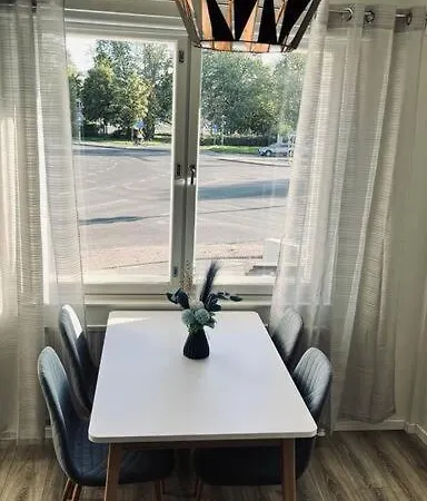 Turku-edge Charm By Sujukoto - 400m To Bus Station Huoneisto *